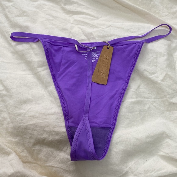 SKIMS Fits Everybody T-String Thong 3 Piece Set NWT - Picture 4 of 7